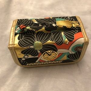 Colorful Macbeth cosmetics/accessories case